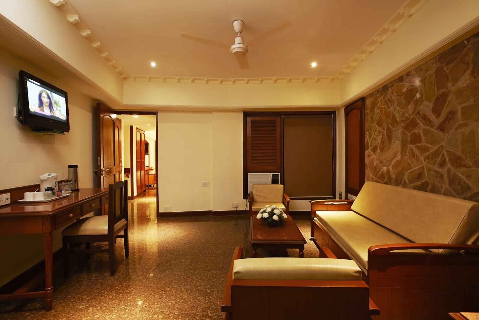 Bloom Hotel - Juhu Βομβάη Εξωτερικό φωτογραφία